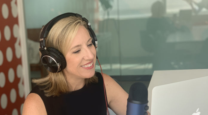 Medina CEO Turned Podcaster Celebrates One Year Anniversary of “Flip Your Script”