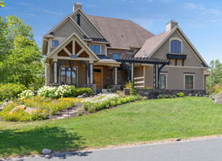 195 Meadowview Lane, Medina